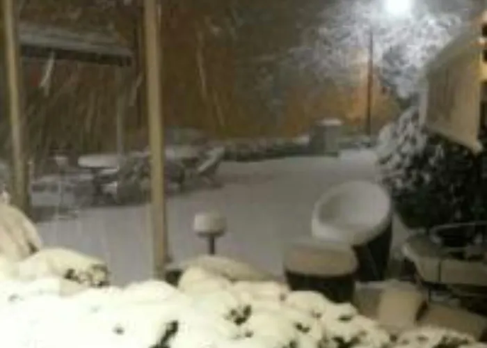 Bed & Breakfast Adapalas 3*