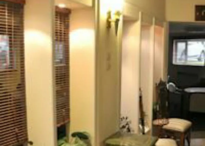 Adapalas Bed & Breakfast 3*